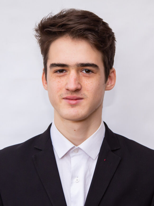 Тютюнніков ФОТО